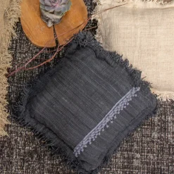 Cojín Negro Carbón 40X40 Con Cordón En Los Lados
