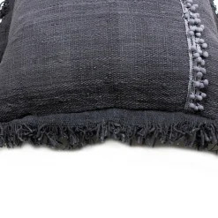 Cojín Negro Carbón 40X40 Con Cordón En Los Lados