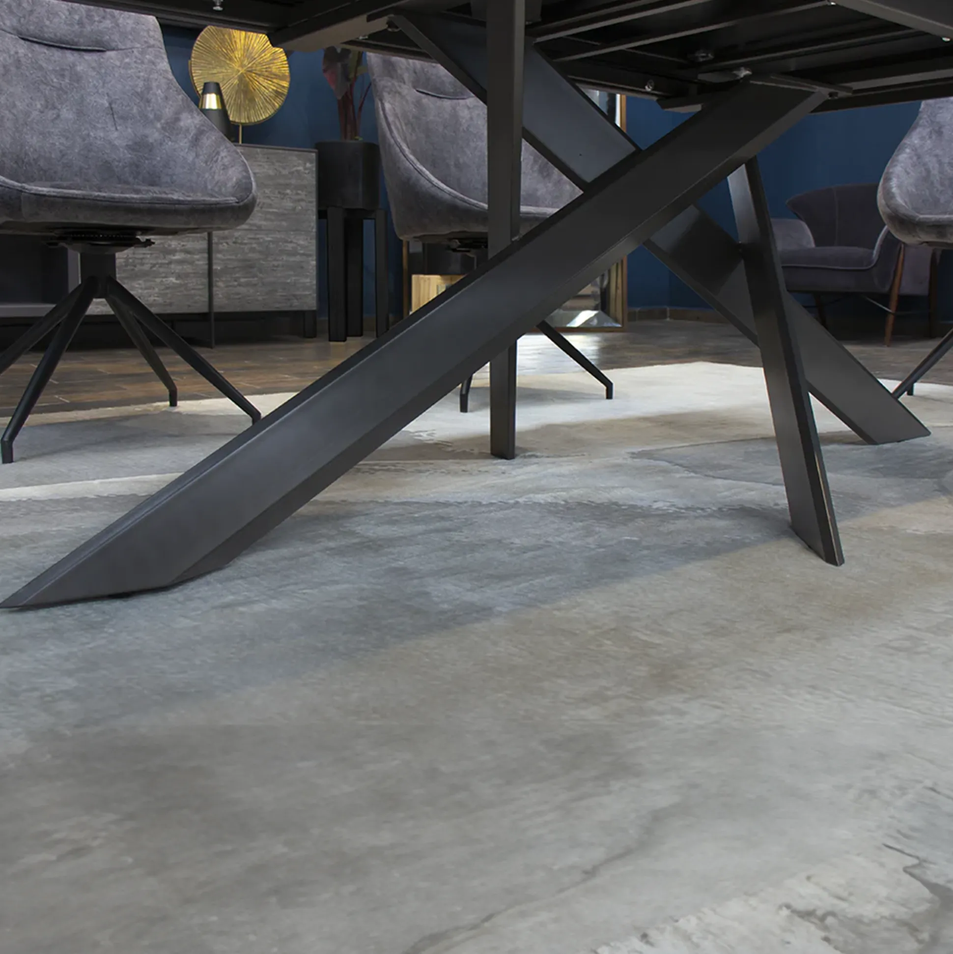 Set Mesa Con Extensión Westbourne + 8 Sillas Giratorias Westbourne